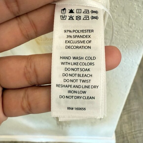 Elegant White Fringe Tank Top - Picture 8 of 8